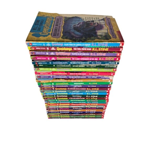 GOOSEBUMPS Book Lot RL Stine Paperback Spooky Scary Stories Goose Bumps Vintage - Picture 16 of 16
